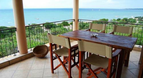 Golden Sands Apartments By Sol Resorts