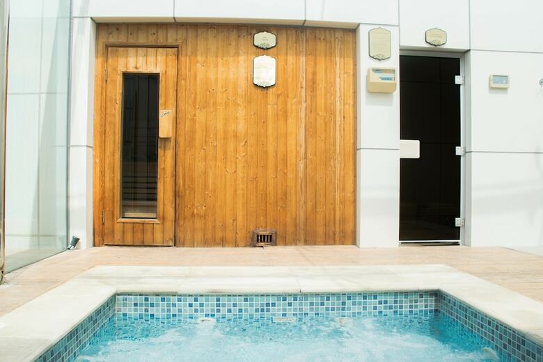 Hotel Jannah Marina Bay Suites