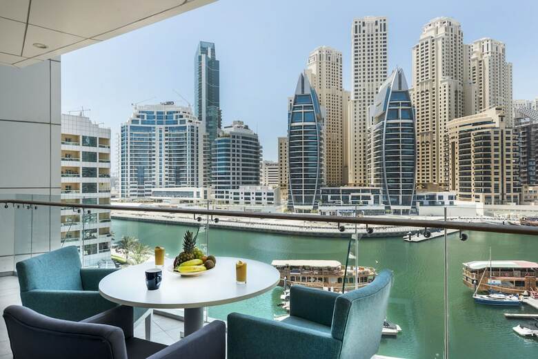 Hotel Jannah Marina Bay Suites