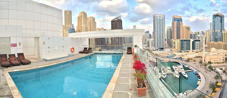 Hotel Jannah Marina Bay Suites