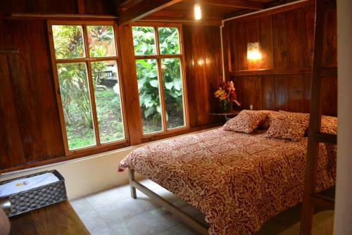Hotel Hoster�a Los Cedros de Mindo