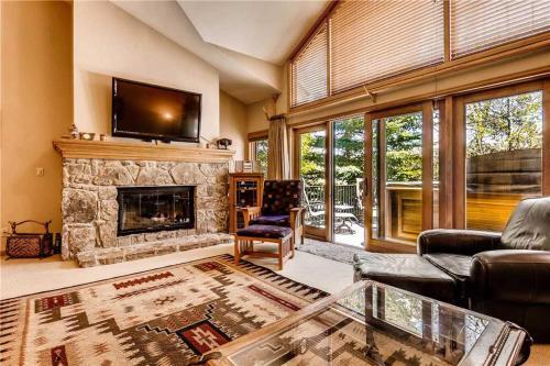 One Breckenridge Place #6
