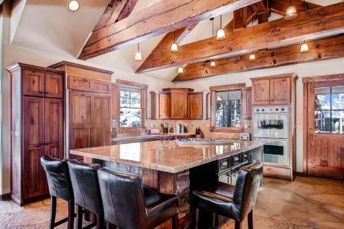 Rustic Timber Lodge