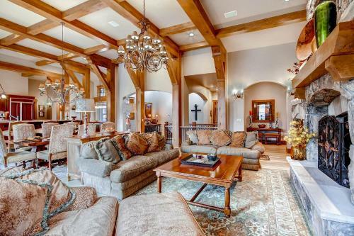Grace Manor