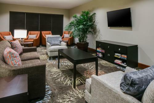 Hotel Staybridge Suites Des Moines Downtown