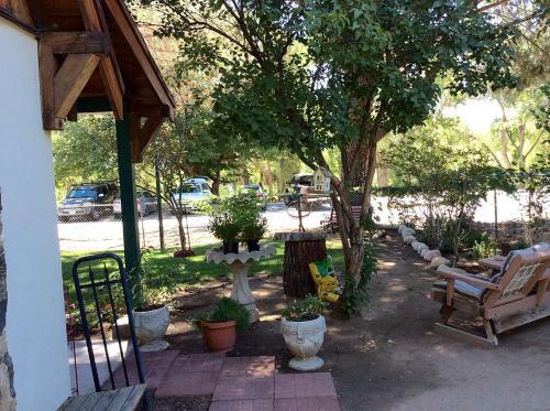 Posada Kern Riverfront Lodge