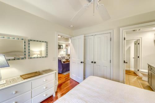 Inlet Cove 33