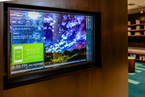 Hotel Courtyard By Marriott Lake Charles
