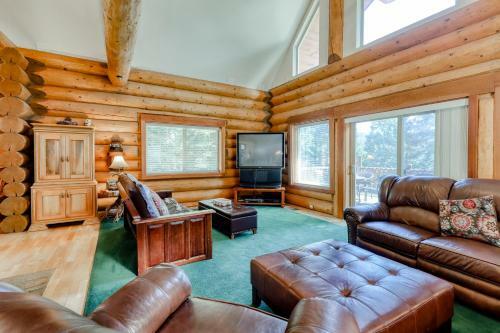 Regatta Chalet