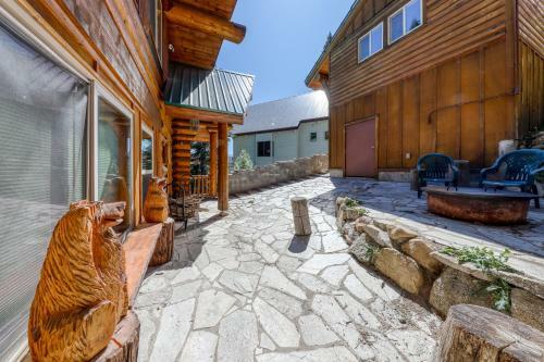 Regatta Chalet