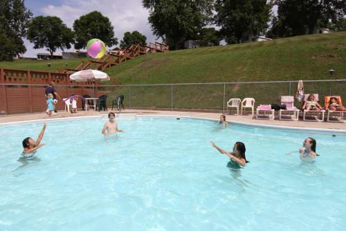 Neshonoc Lakeside Camping Resort