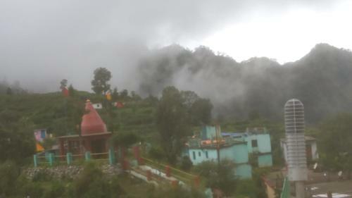 Hotel Tarkeshwarm Hill View Resort