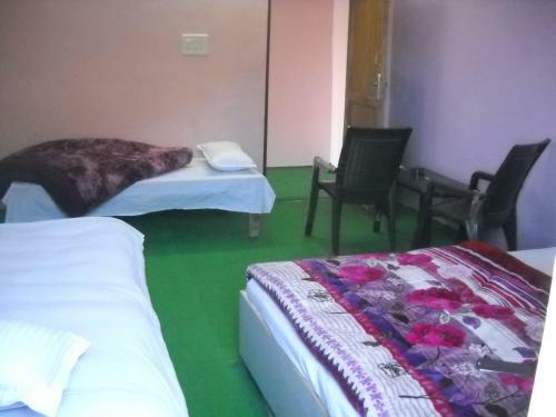Hotel Tarkeshwarm Hill View Resort