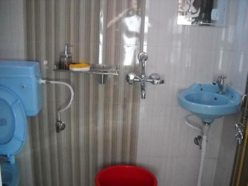 Hotel Tarkeshwarm Hill View Resort