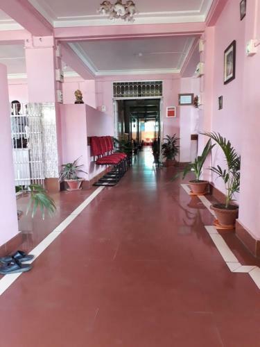 Hotel Maruti Nandan