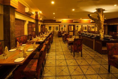 Hotel Sinclairs Retreat Dooars, Chalsa