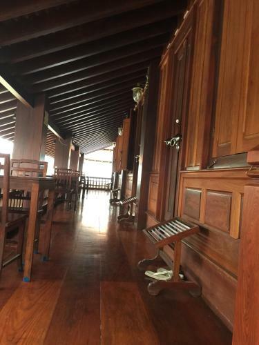 Lakhangthong Boutique Hotel