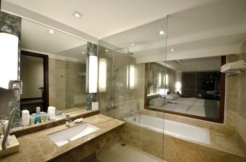 Hotel Henann Resort Alona Beach