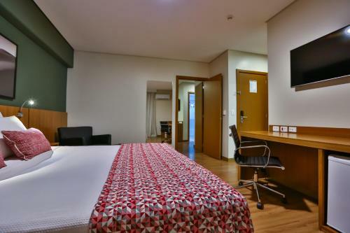 Hotel Comfort Mogi Gua�u