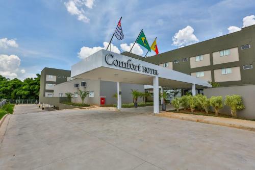 Hotel Comfort Mogi Gua�u