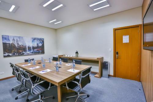 Hotel Comfort Mogi Gua�u
