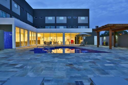 Hotel Comfort Mogi Gua�u
