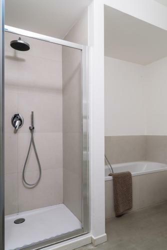 Apartamento Corte Delle Rondini - Bymyhomeincomo