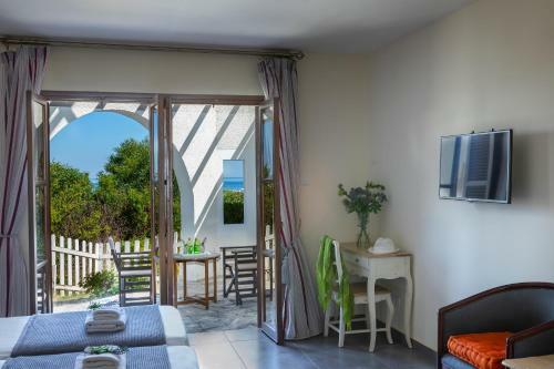 Hotel Latchi Family Resort
