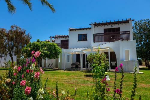 Hotel Latchi Family Resort