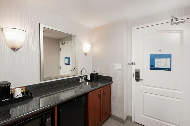 Hotel Hampton Inn & Suites By Hilton Barrie