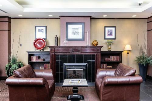 Campus Tower Suite Hotel