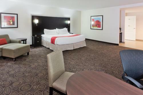 Holiday Inn Hotel & Suites Red Deer