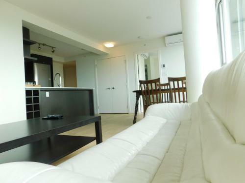 Apartamento Richmond Condo Airport