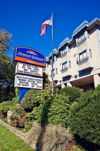 Hotel Howard Johnson By Wyndham Victoria