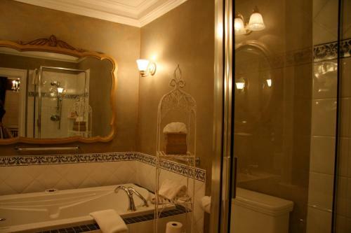Villa Marco Polo Bed And Breakfast Inn