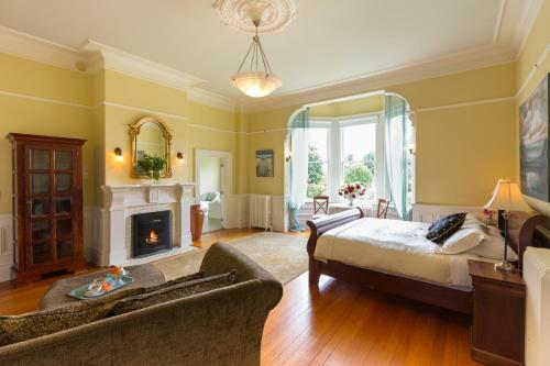 Bed & Breakfast Fairholme Manor Inn