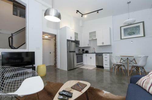 Apartamentos Lee Chong Luxury Vacation Rentals