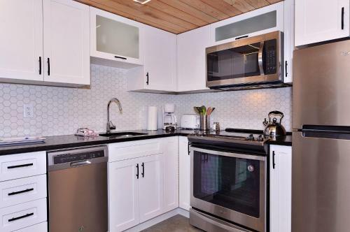 Apartamentos Lee Chong Luxury Vacation Rentals