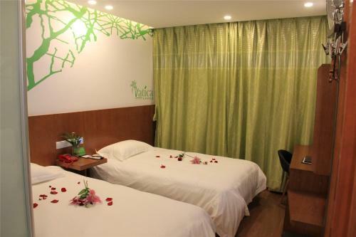 Vatica Anhui Hefei Heping Road Anhui Textile Mill Station Hotel