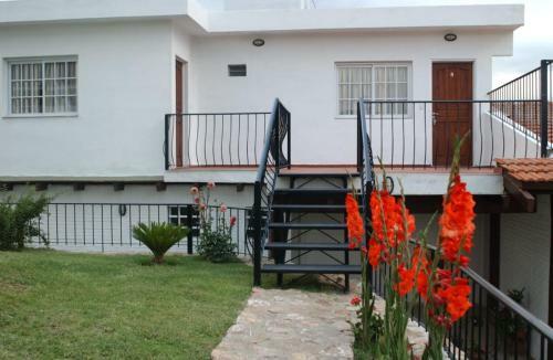 Lodge Caba�as Lago San Roque