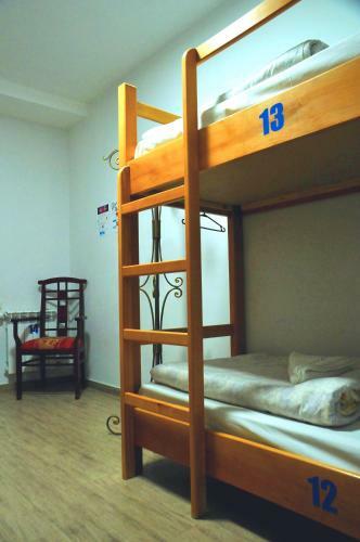 Mga Hostel & Tours