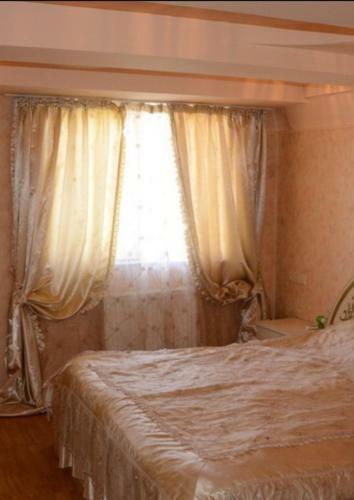 Kentron Apartment At Arshakunyats