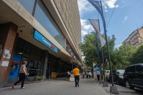 Armt Apartments At Abovyan Street