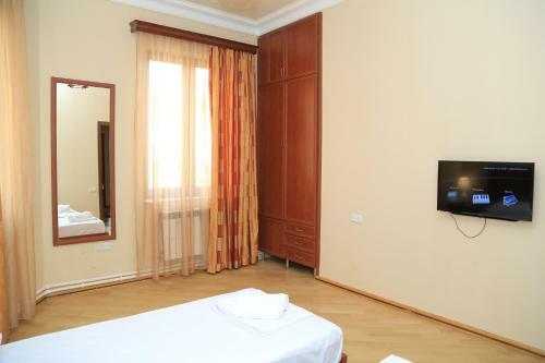 Holiday Home On Charens Street