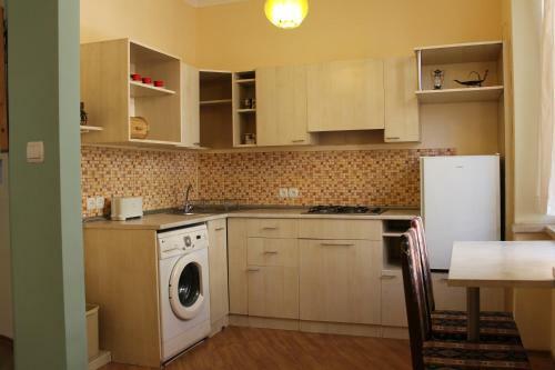 Ris Central Apartments Yerevan