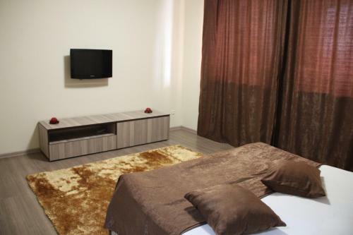 Aparthotel Cross Apartments And Tours