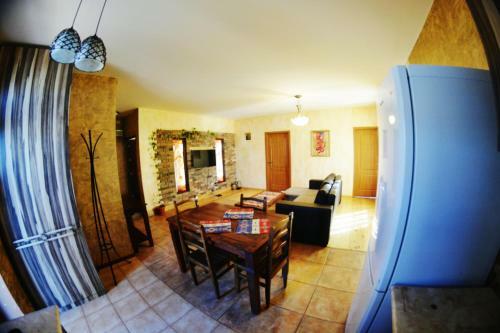 Hostal Mini-hotel ?ara Talyan And Tours