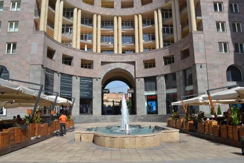 Luxe Apartment At North Avenue