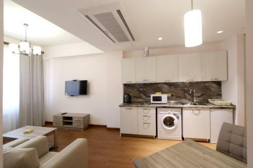 Luxury Apartments Just Near Republic Square