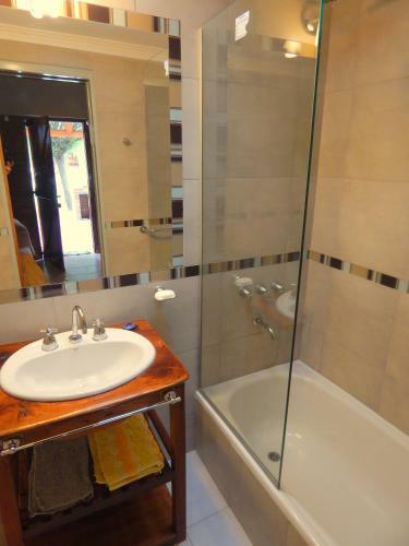 Lodge Pachanavira Caba�as & Suites